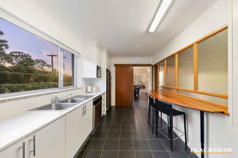 3 Stonehaven Crescent Red Hill
