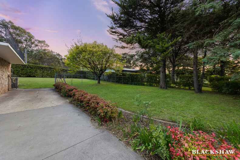 3 Stonehaven Crescent Red Hill