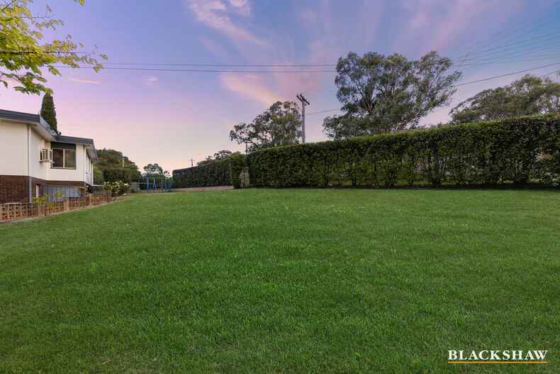 3 Stonehaven Crescent Red Hill