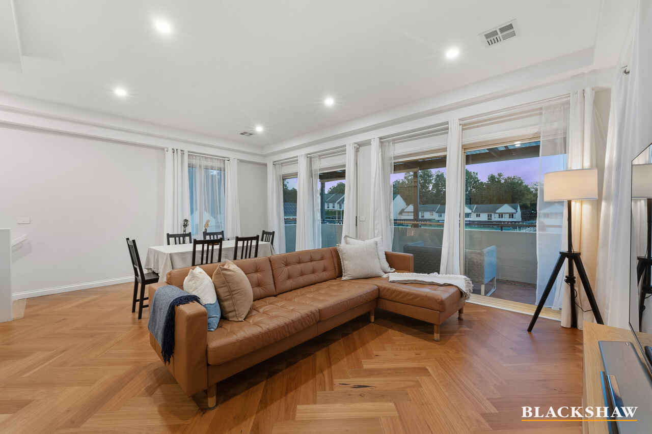 10/37 Dominion Circuit Forrest