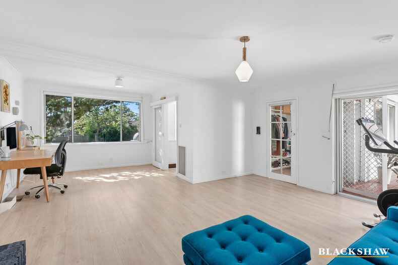 5 Douglas Place Curtin