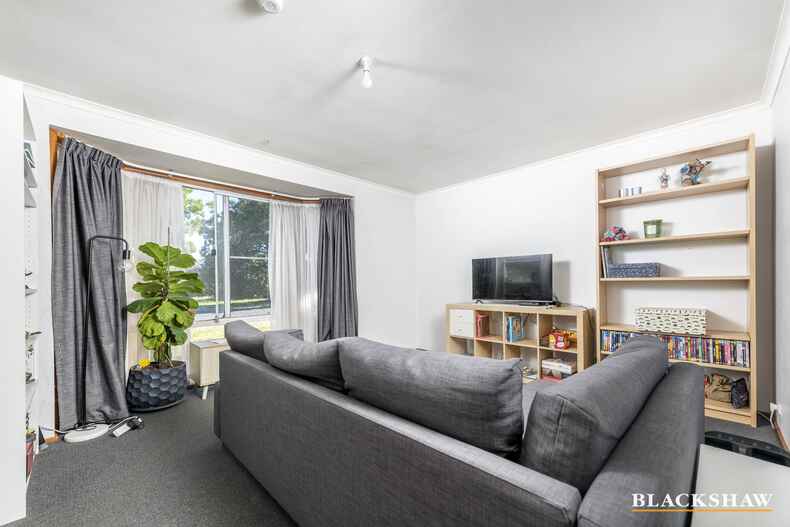 56 Sherwood Circuit Gordon