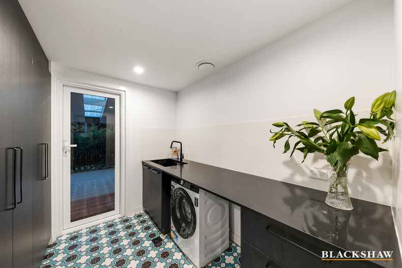 23 Shackleton Circuit Mawson
