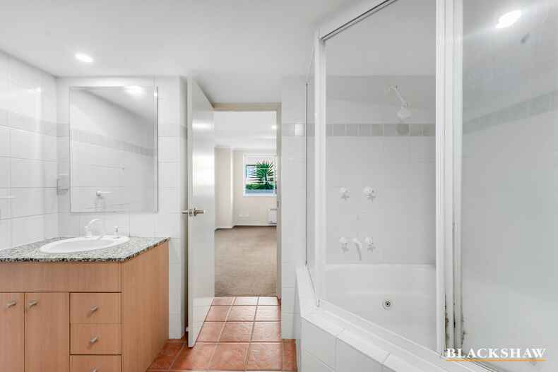 1/28 Torrens Street Braddon