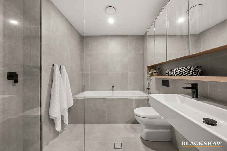 24/2 David Street Turner