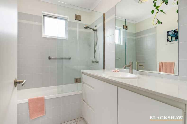 2/33 Clyde Street Batemans Bay