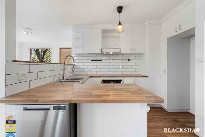 26 Honyong Crescent Ngunnawal