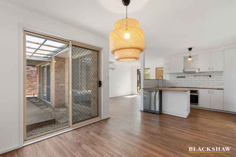 26 Honyong Crescent Ngunnawal