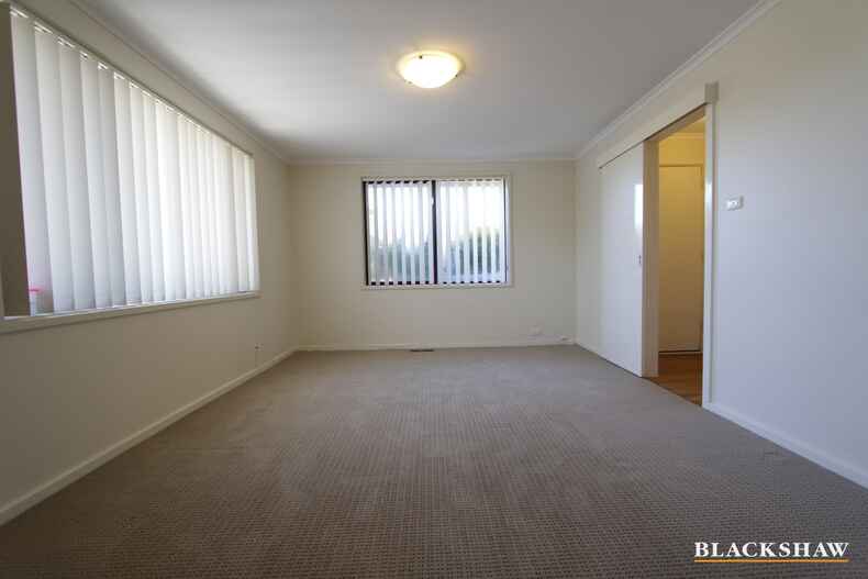 77 Bissenberger Crescent Kambah