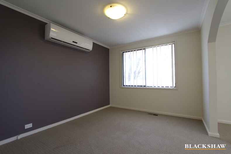 77 Bissenberger Crescent Kambah