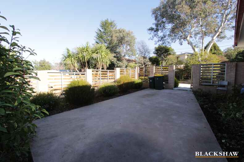 77 Bissenberger Crescent Kambah