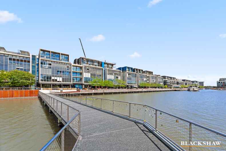 83/43 Eastlake Parade Kingston