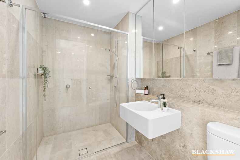 68/15 Coranderk Street Canberra