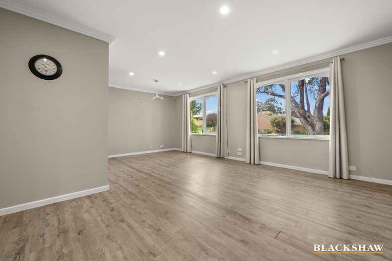 12 Vansittart Crescent Kambah