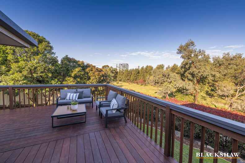 31 Tanderra Crescent Ngunnawal
