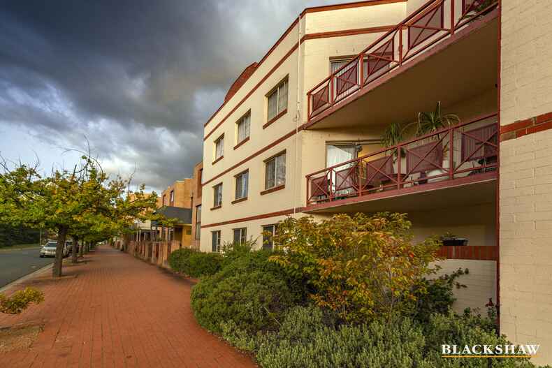 1/85 Port Jackson Circuit  Phillip