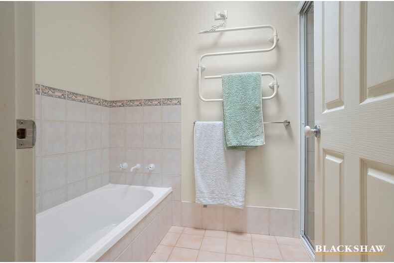 33a Thomas Mitchell Crescent Sunshine Bay