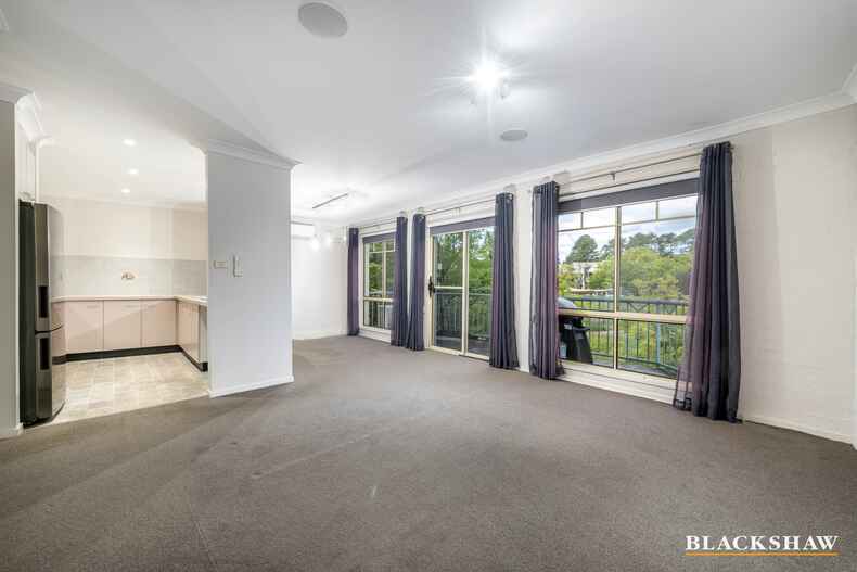 17/60 Port Jackson Circuit  Phillip