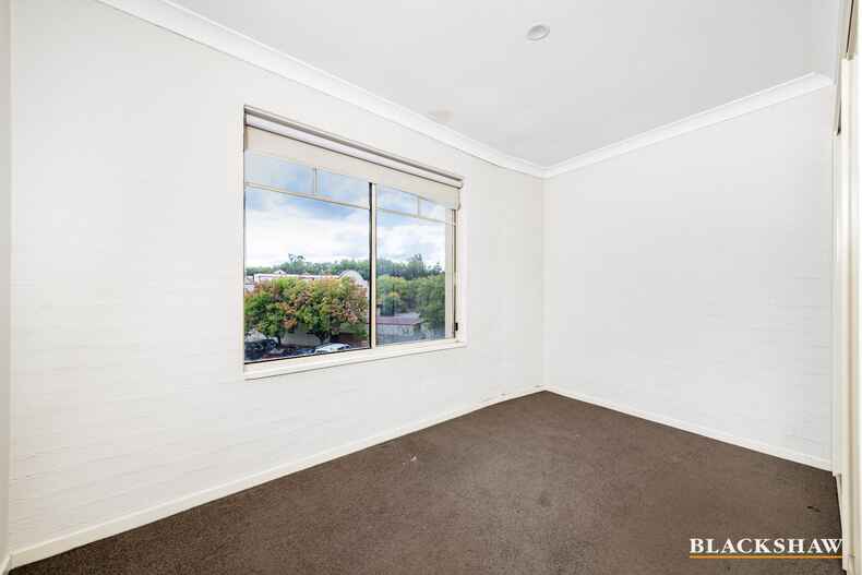 17/60 Port Jackson Circuit  Phillip