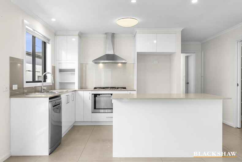 59 Madgwick Street Coombs