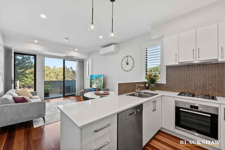 26/11 Wanderlight Avenue Lawson