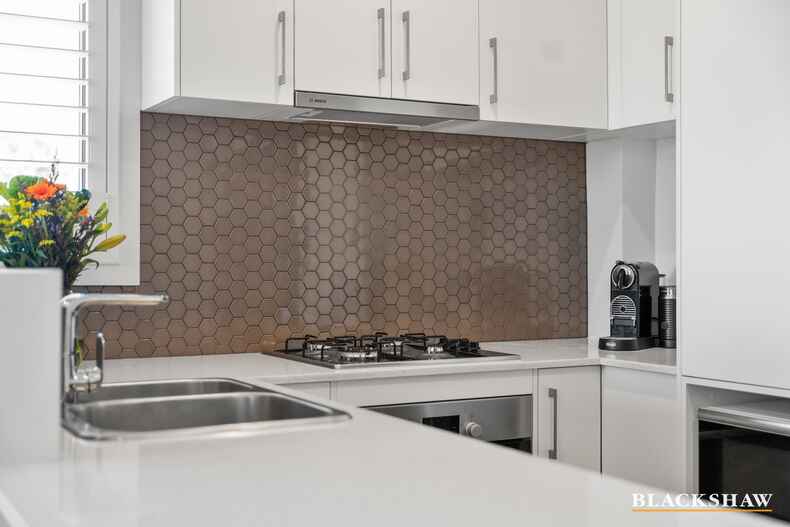 26/11 Wanderlight Avenue Lawson