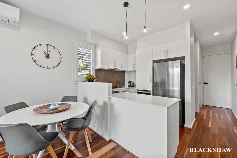 26/11 Wanderlight Avenue Lawson