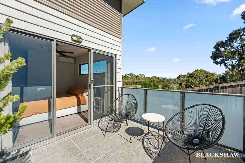 26/11 Wanderlight Avenue Lawson