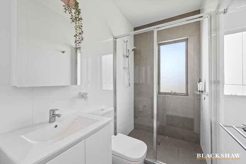 26/11 Wanderlight Avenue Lawson