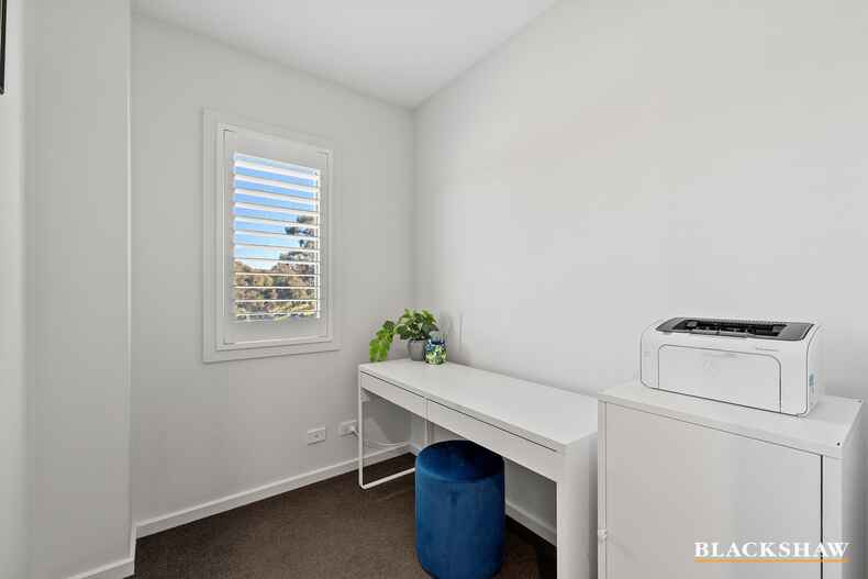 26/11 Wanderlight Avenue Lawson