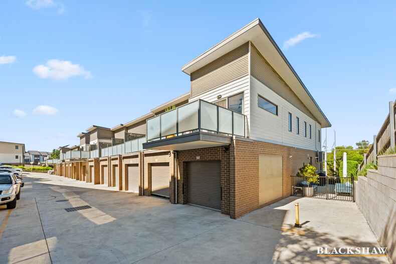 26/11 Wanderlight Avenue Lawson