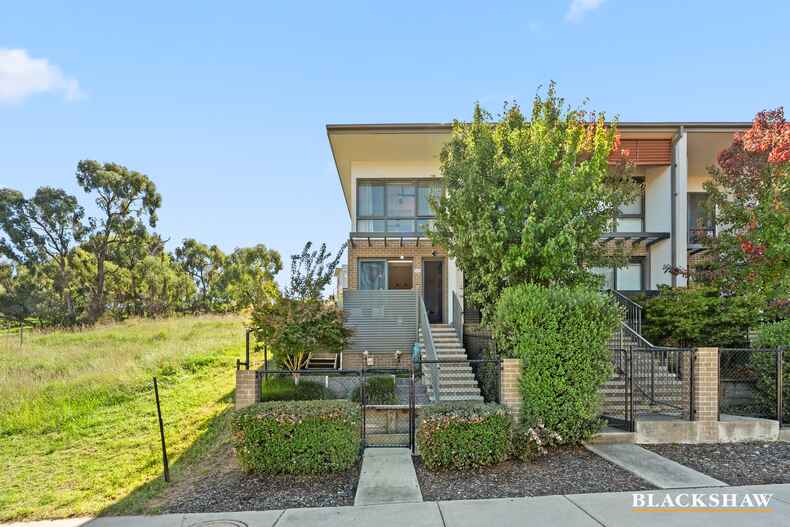 26/11 Wanderlight Avenue Lawson