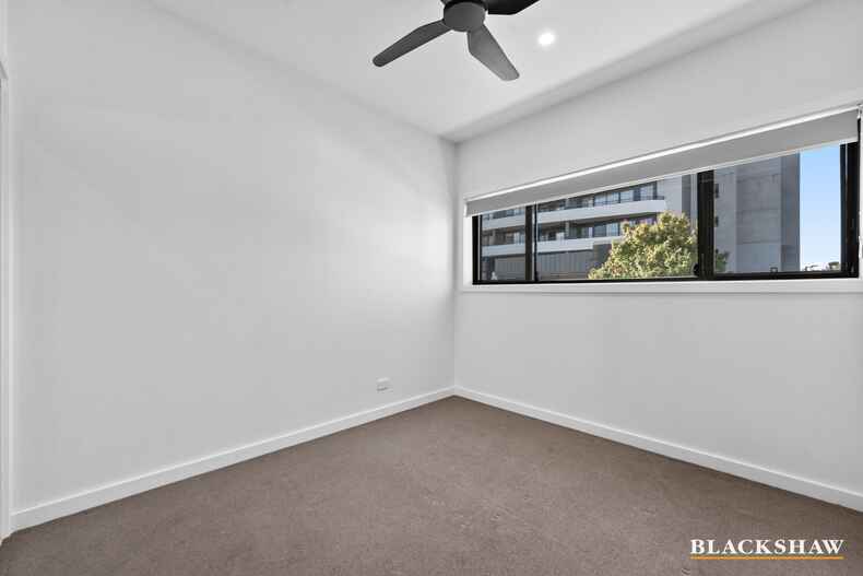 10/22 Max Jacobs Avenue Wright