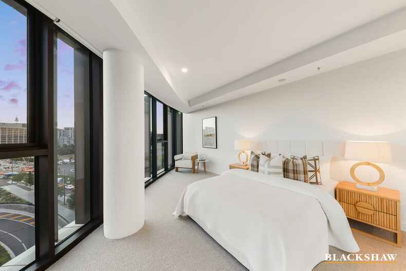 805/72 Allara Street City