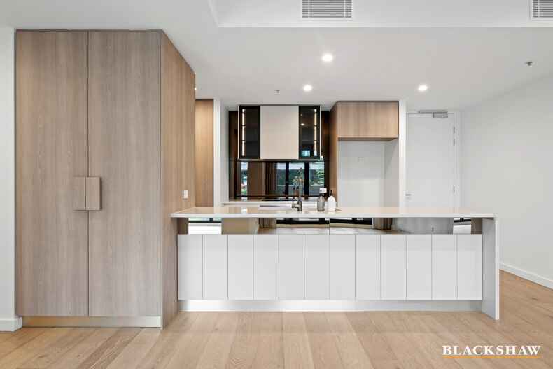 178/44 Constitution Avenue Parkes