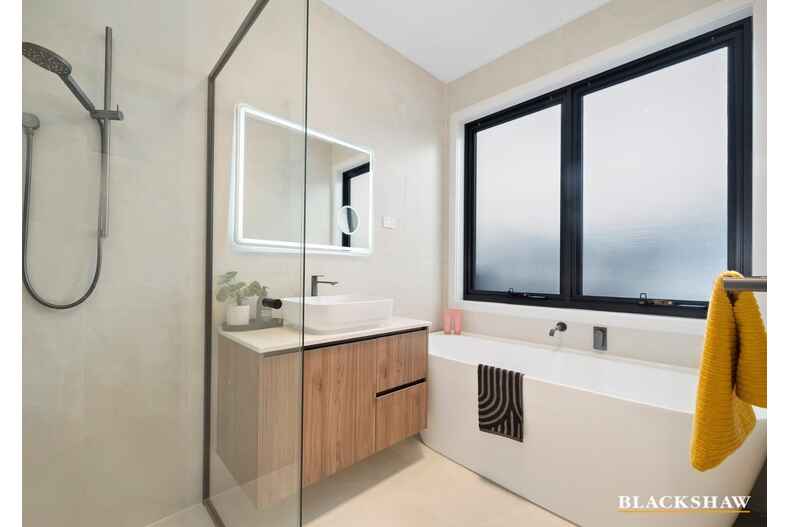 19 McCauley Avenue Googong