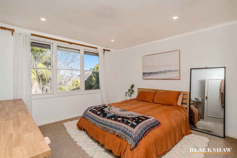 9 Withers Place Weston