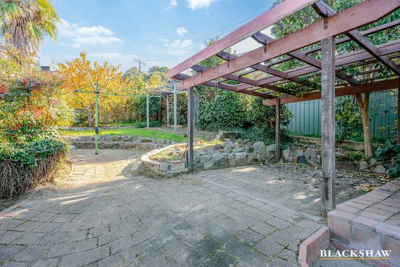 9 Withers Place Weston