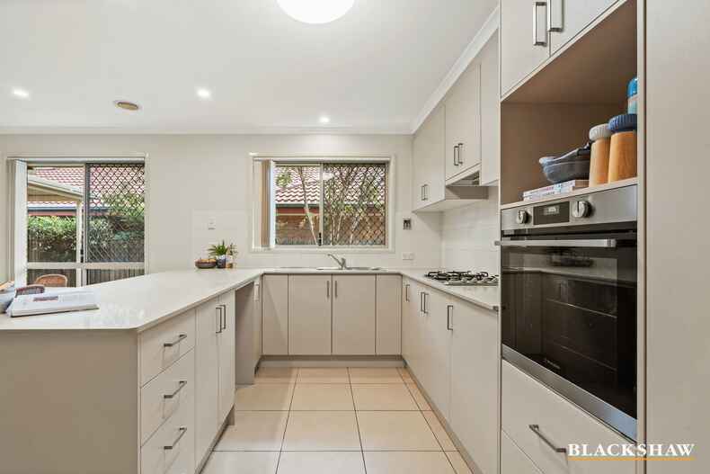 6 Hohnen Street Bruce