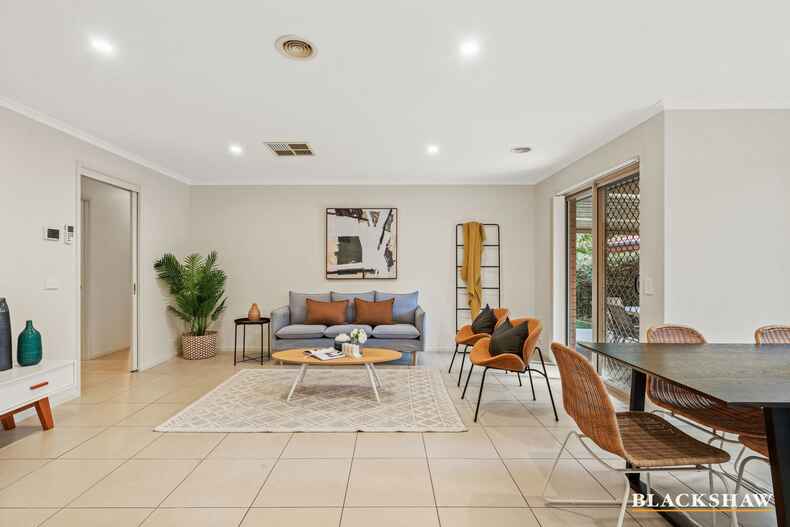 6 Hohnen Street Bruce