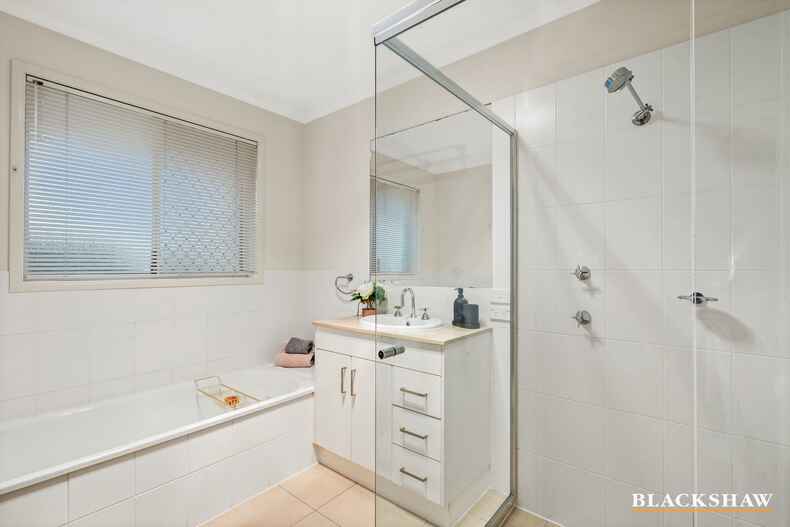 6 Hohnen Street Bruce