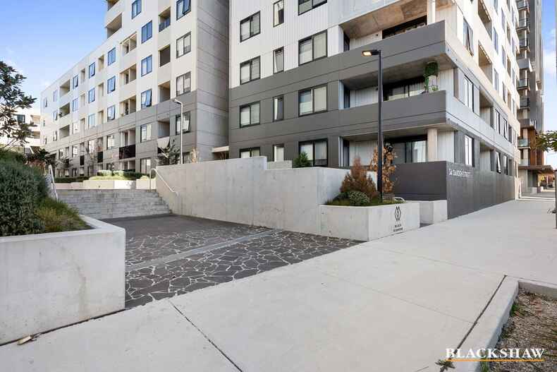 Level 2/213/34 Oakden Street Greenway