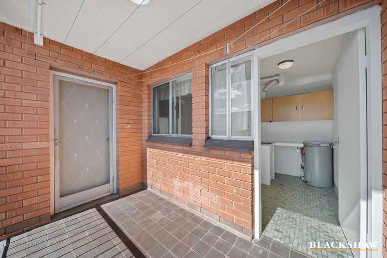 14/15 Crest Road Crestwood