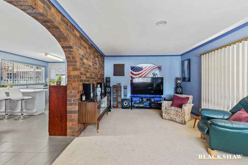 11 Christopher Crescent Batehaven