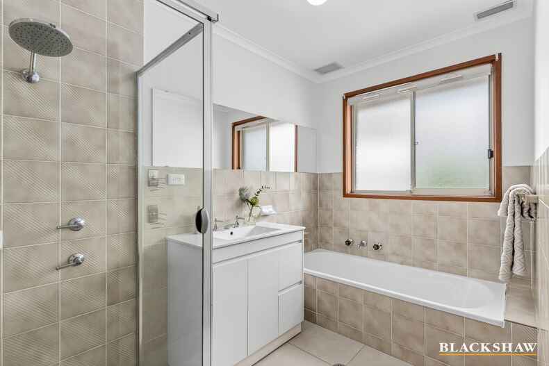 12 Bonrook Street Hawker