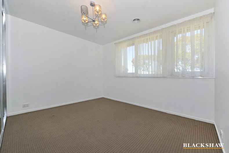 1 Sinclair Street Kambah