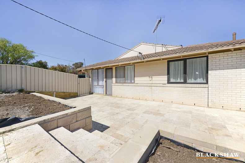 1 Sinclair Street Kambah