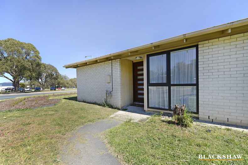 1 Sinclair Street Kambah
