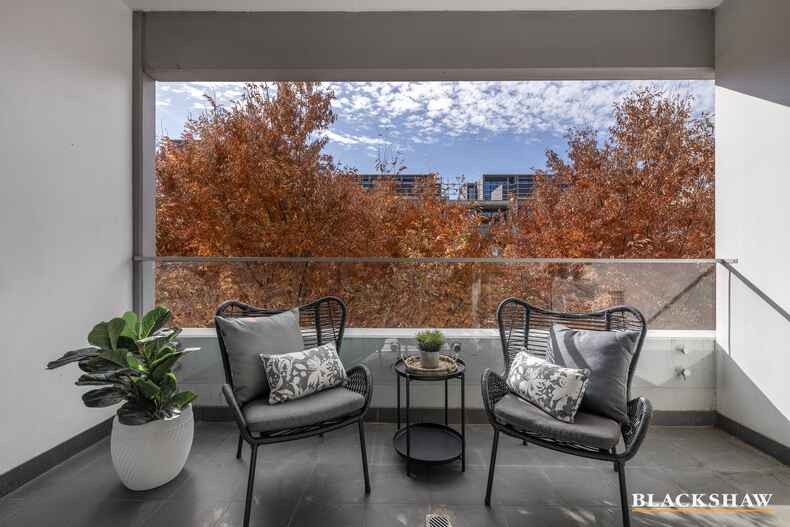204/50 Eastlake Parade Kingston