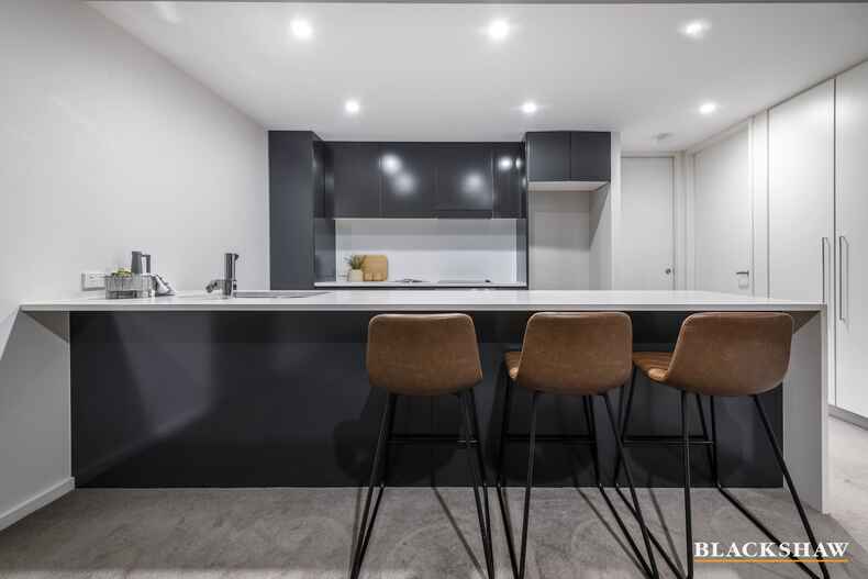 204/50 Eastlake Parade Kingston